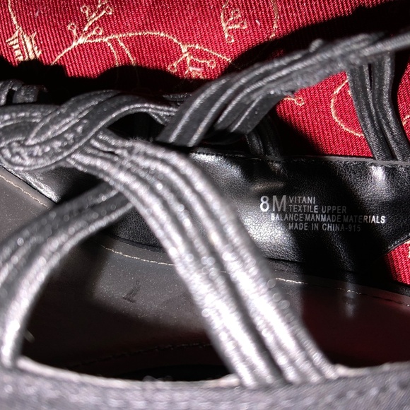 Black Heeled Women’s Christmas Dress Shoes Sz 8 - Picture 6 of 7